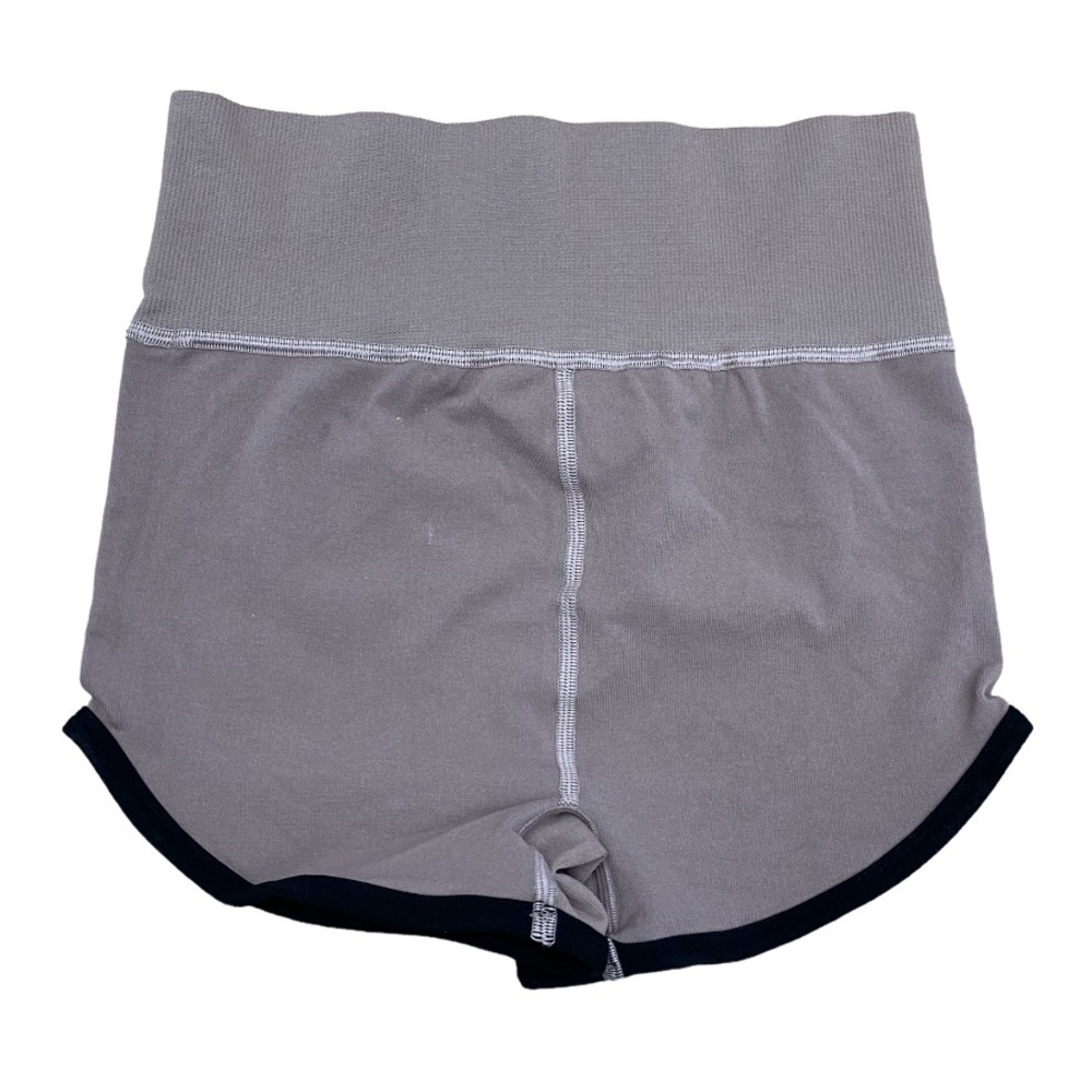 NWOT✨FP MOVEMENT✨- Dip It High Shorts M/L - Picture 10 of 13